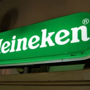 Insegna luminosa Heineken