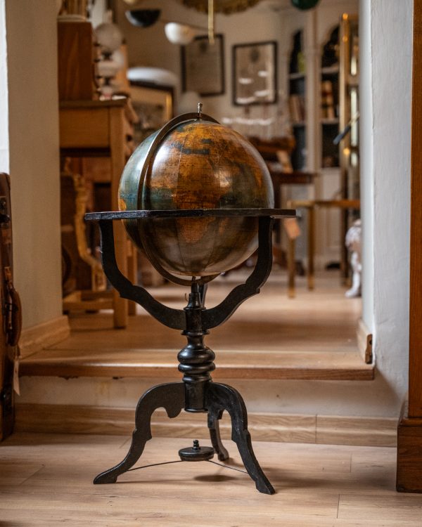 Antico mappamondo