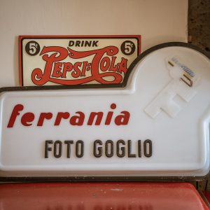 Iinsegna luminosa foto Ferrania