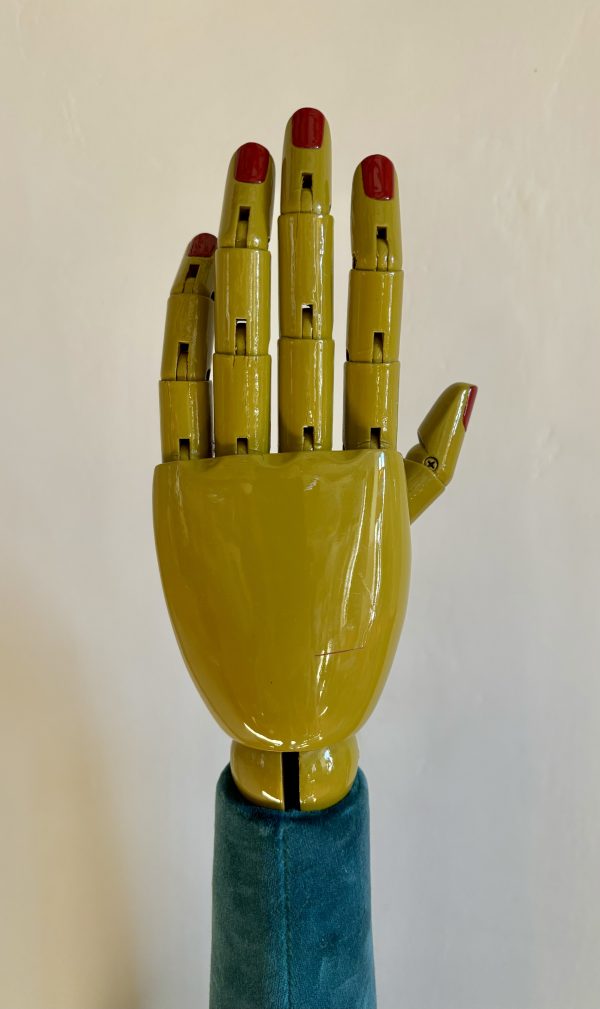 Espositori a forma di mani - immagine 2