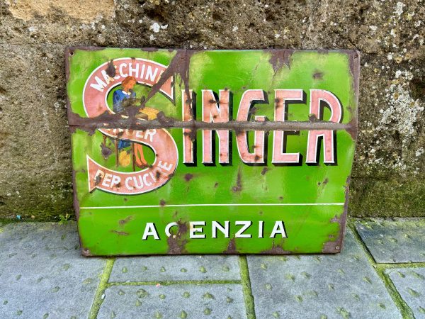 Insegna smaltata Singer