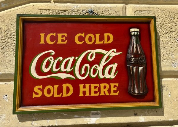 Insegna in legno Coca Cola