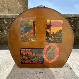 Cappelliera anni 50