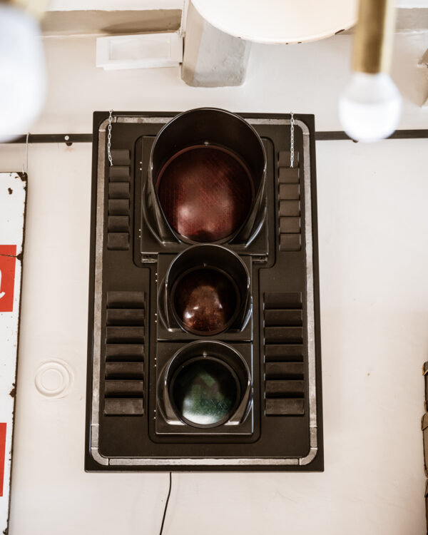 Semaforo stradale vintage - immagine 3