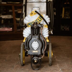 Compressore Michelin Bibendum 1920
